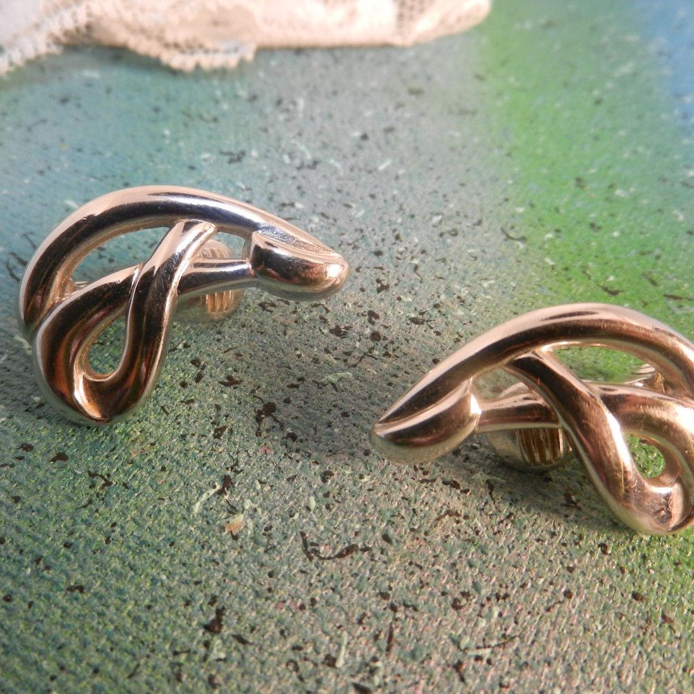 VTG Monet silver clip earrings swirly looped knots silver tone dressy studs glam - Picture 2 of 9